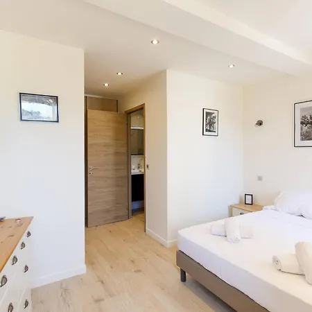 Domino-pepite Moderne Neuve, Calme, Climatisee, Wifi